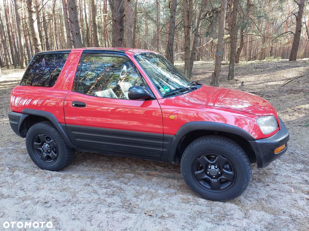 Toyota RAV4 2.0 - 39