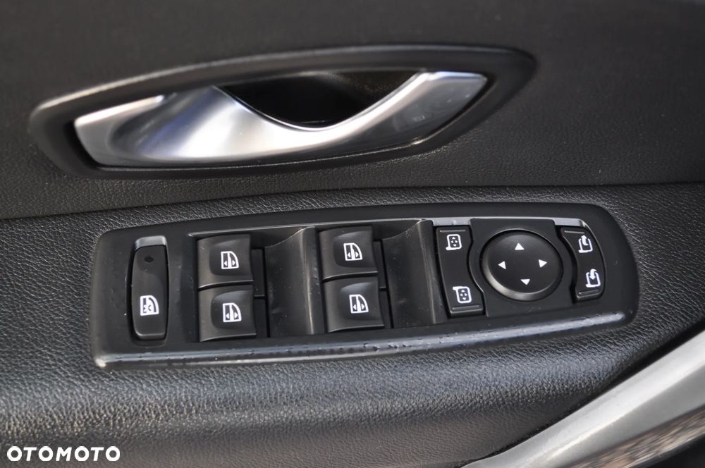 Renault Megane - 25