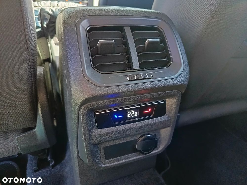 Volkswagen Tiguan 2.0 TDI SCR 4Mot Elegance DSG - 16