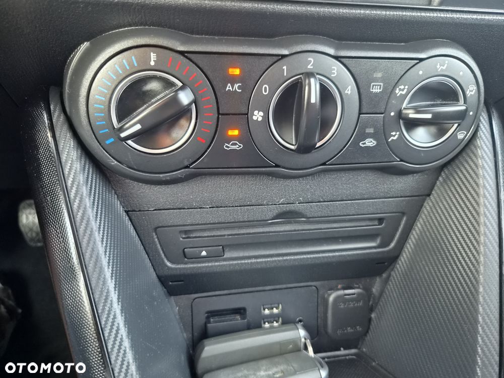Mazda 2 SKYACTIV-G 90 Exclusive-Line - 28