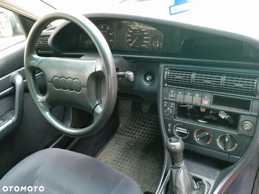 Audi 100 - 10