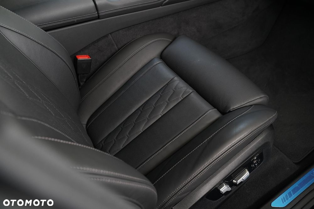 BMW X6 xDrive30d mHEV sport - 14