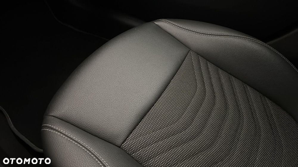 Mercedes-Benz Klasa A 200 7G-DCT - 19