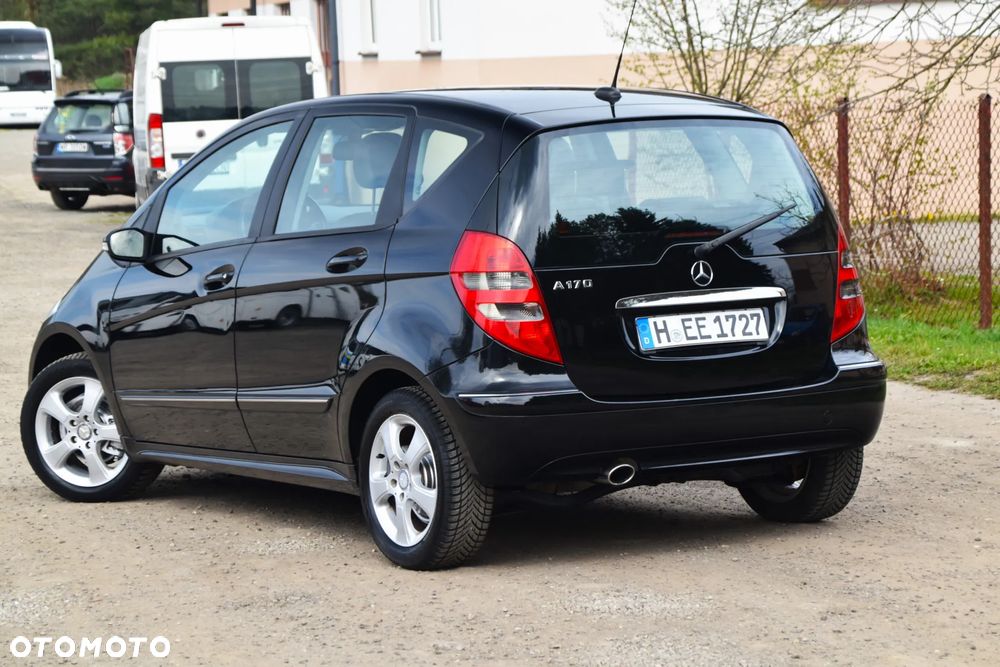 Mercedes-Benz Klasa A 170 BlueEFFICIENCY Avantgarde - 35