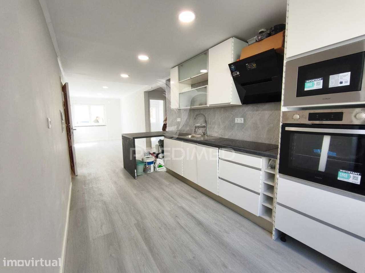 Apartamento T2 Remodelado - Grande imagem: 5/19