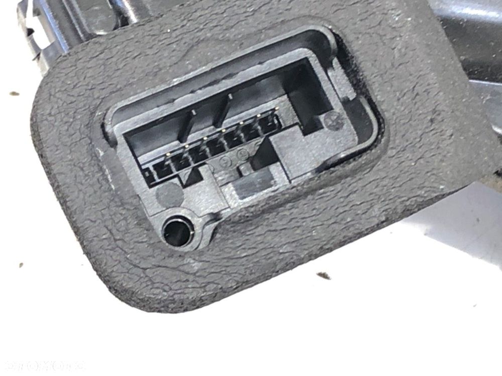 ZAMEK DRZWI PRAWY TYŁ - 99.00 PLN - VW PASSAT B8 Variant (3G5, CB5) 2014 - 2022 2.0 TDI 4motion 140 - 3