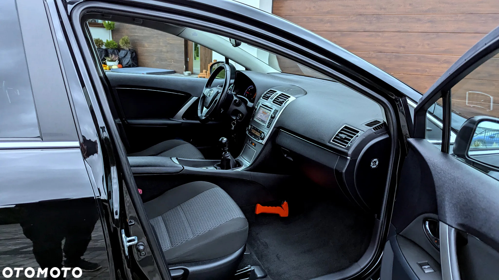 Toyota Avensis 1.8 Business Edition - 11