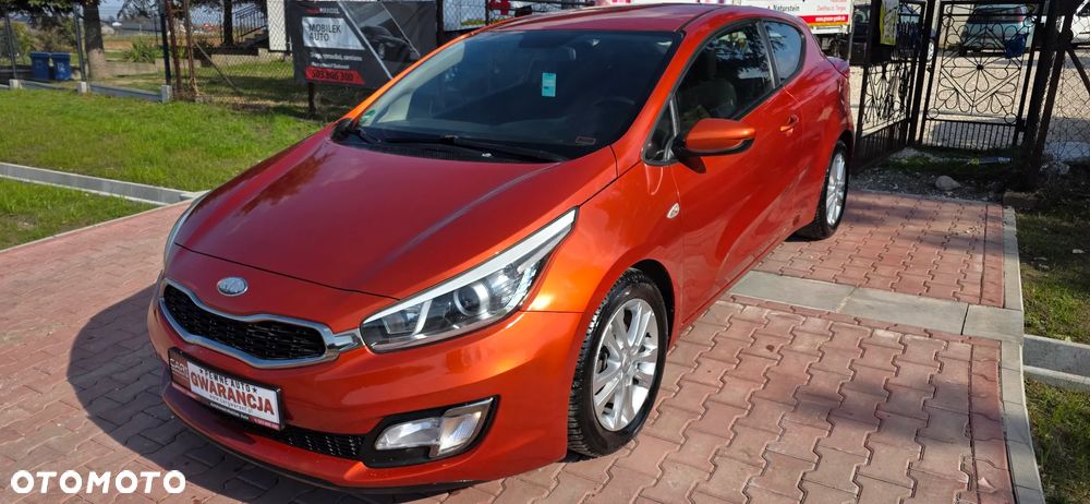 Kia Ceed - 4