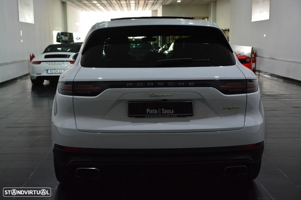 Porsche Cayenne E-Hybrid - 12