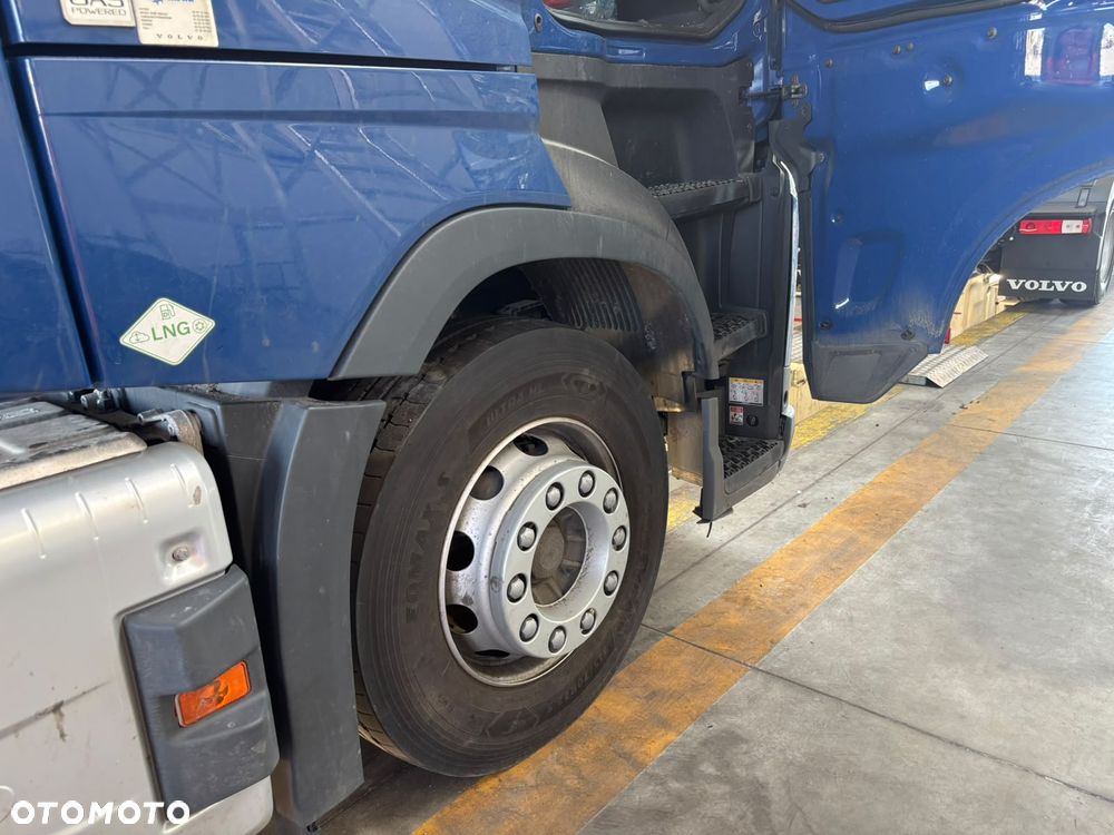 Volvo ***2025 FH460 LNG Globetrotter XL SALON POLSKA*** - 16