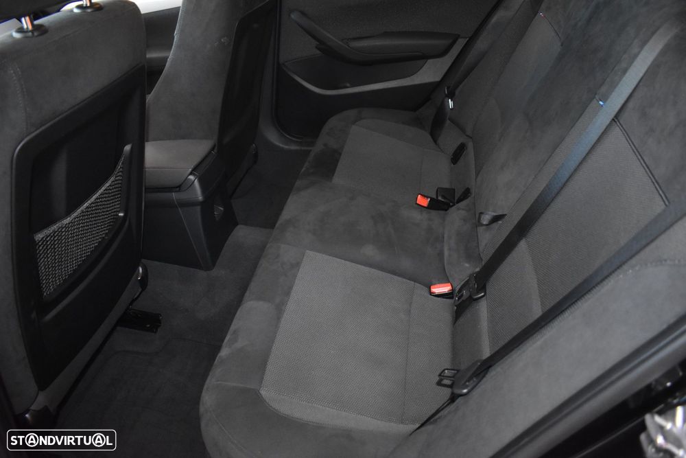 BMW X1 16 d sDrive Auto Pack M - 52
