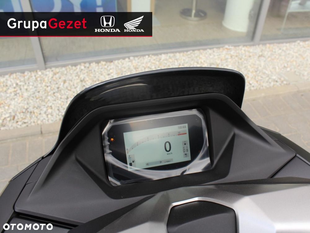 Honda PCX - 13