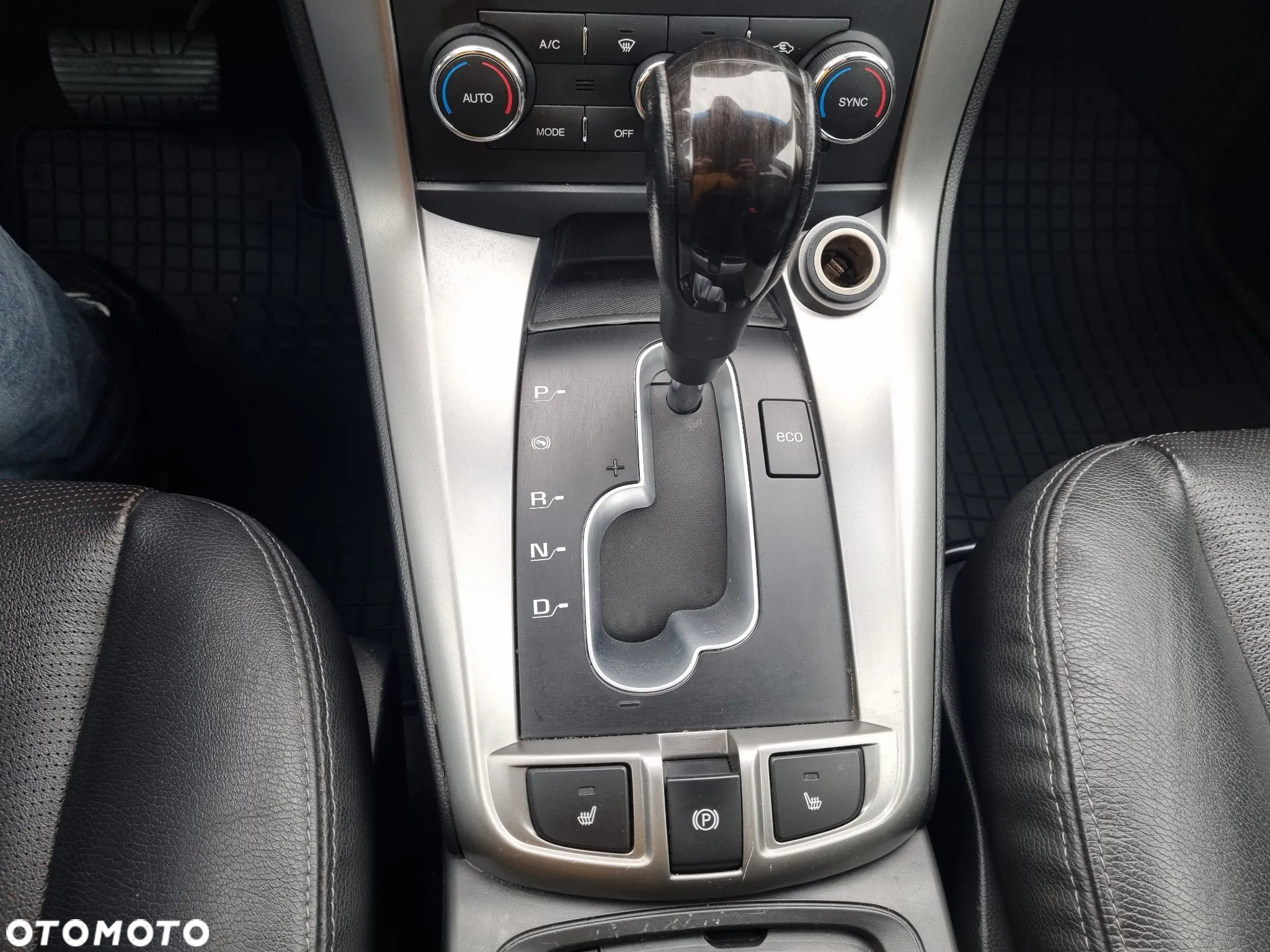 Chevrolet Captiva 2.2 d LTZ - 20