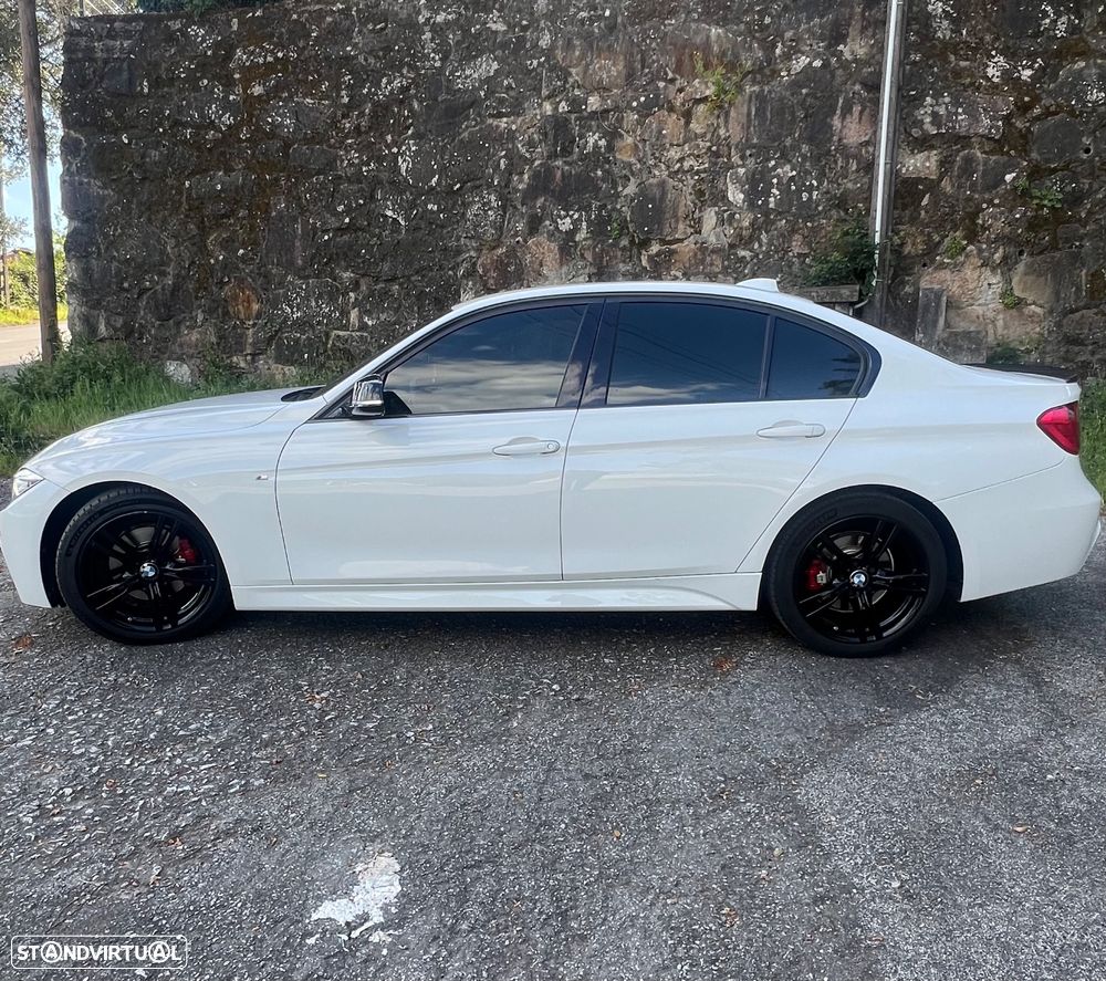 BMW 320 d Auto Pack M - 3