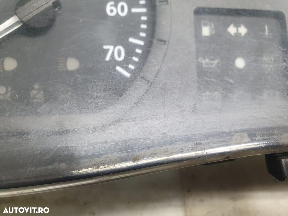 Ceasuri bord p8200752813 Dacia Logan 1 [facelift] [2007 - 2012] 1.5 D - 5