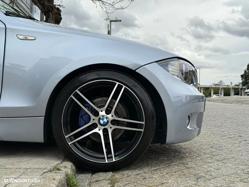 BMW 118 d Pack M - 11