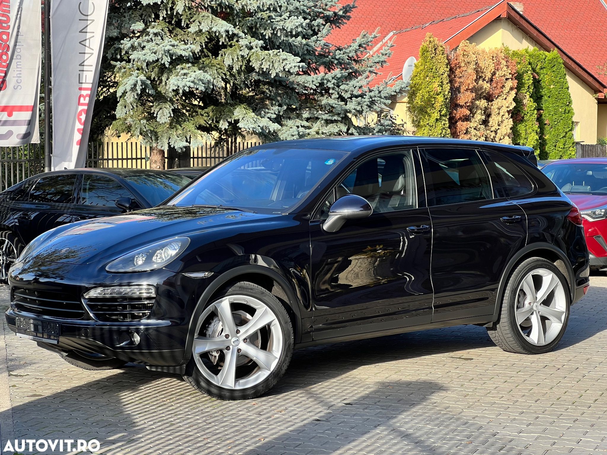 Porsche Cayenne - 1