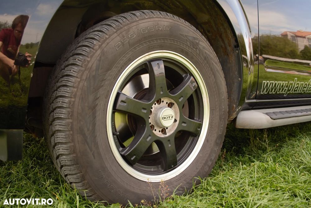 Nissan Pathfinder - 26