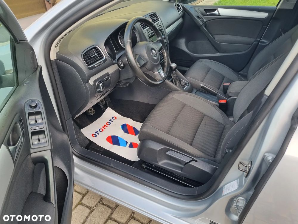 Volkswagen Golf 1.6 TDI DPF Comfortline - 10