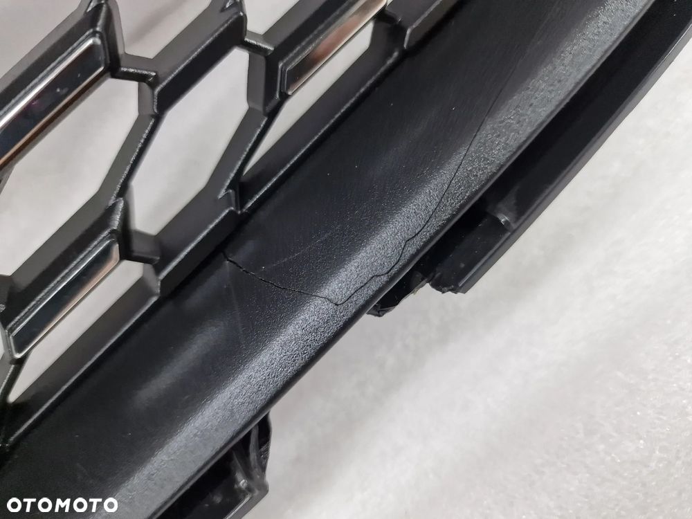 OPEL CORSA F 19- ATRAPA / GRILL PRZEDNI PRZÓD / CHROMOWANE PASECZKI , NR 9829474180 / 982947418000 , NR AUKCJI GL4 - 9