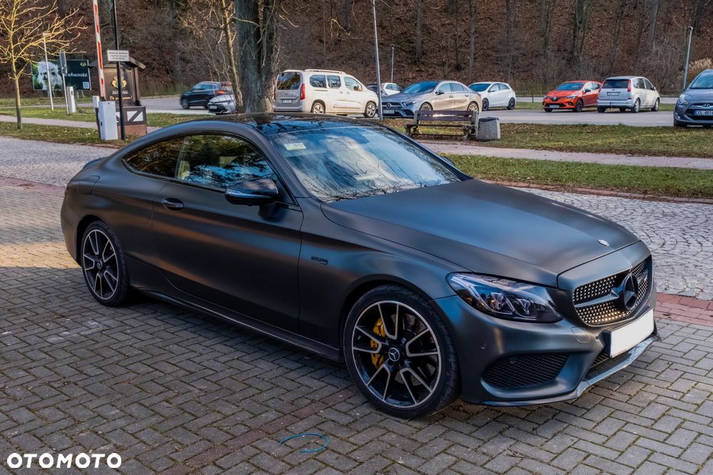 Mercedes-Benz Inny - 3