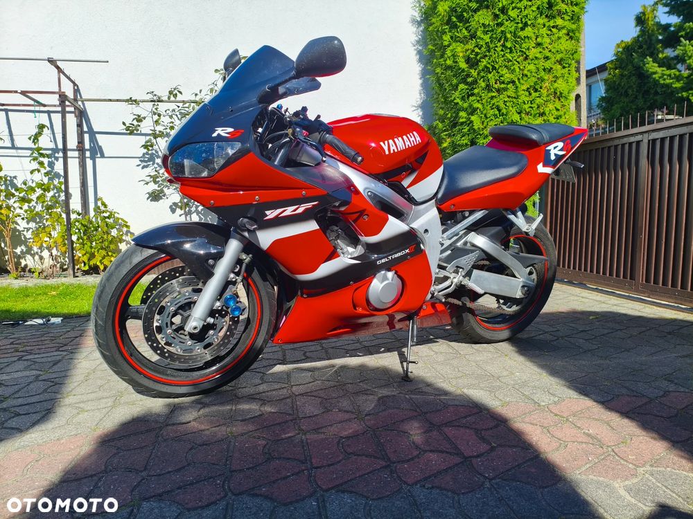 Yamaha R6 - 2