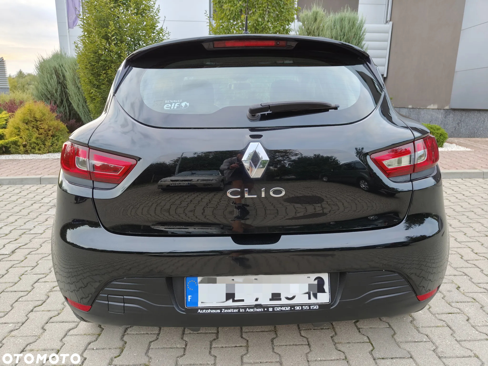 Renault Clio 1.2 16V 75 GPS - 10