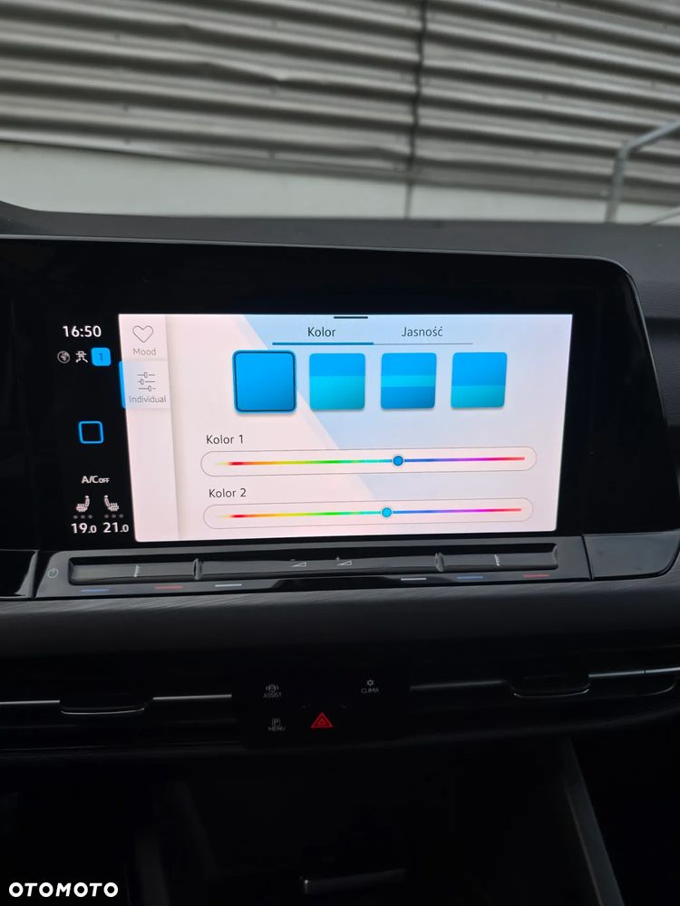 Volkswagen Golf 2.0 TDI SCR DSG Style - 20