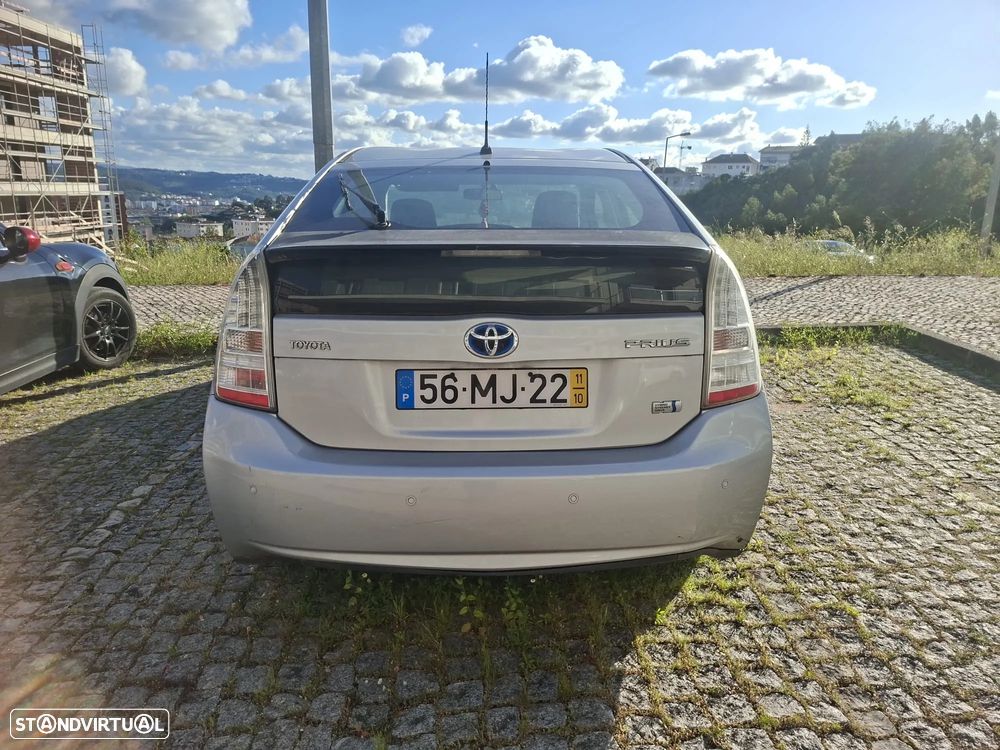 Toyota Prius 1.8 Premium+GPS - 3