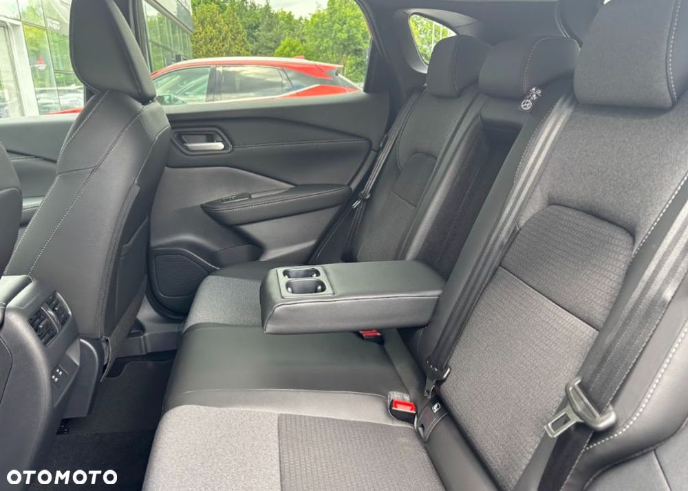 Nissan Qashqai - 11
