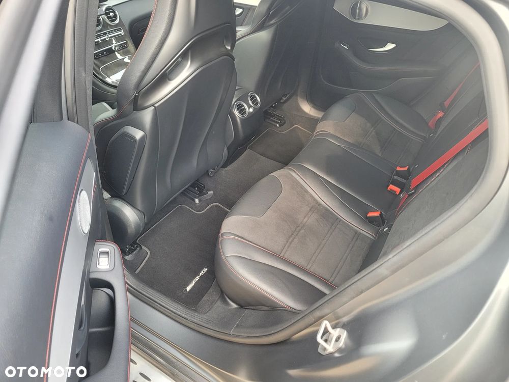 Mercedes-Benz GLC - 11