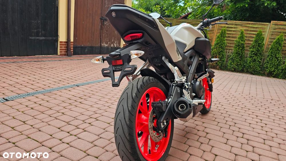 Yamaha MT - 29