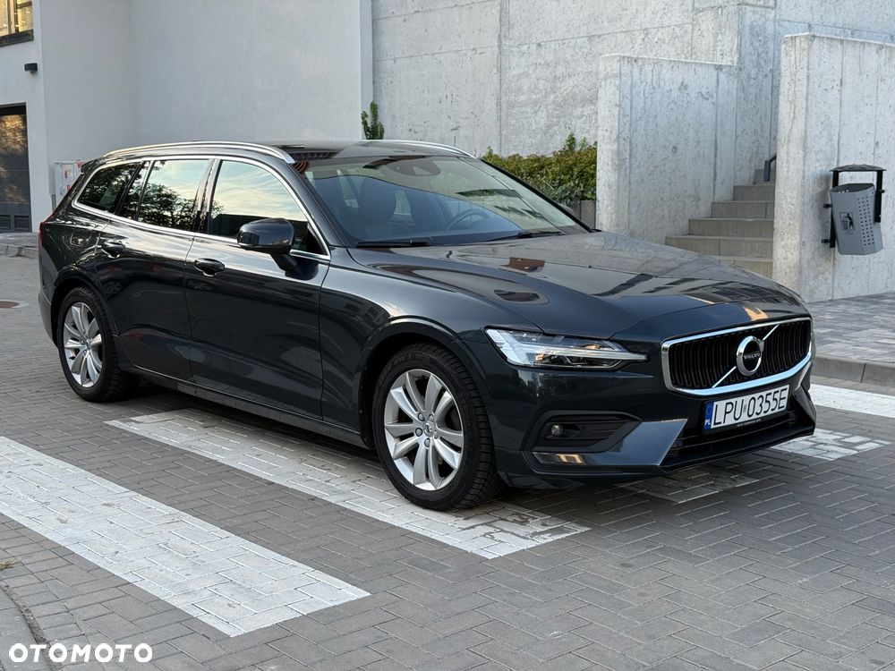 Volvo V60 D4 Momentum Pro - 3