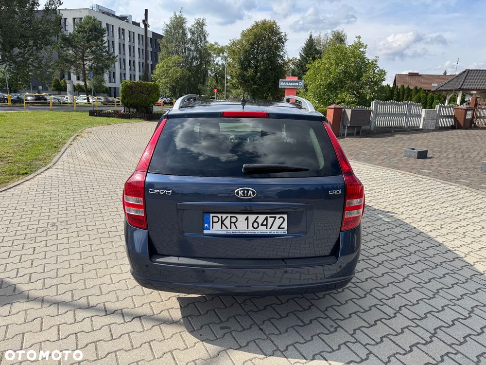 Kia Ceed - 5