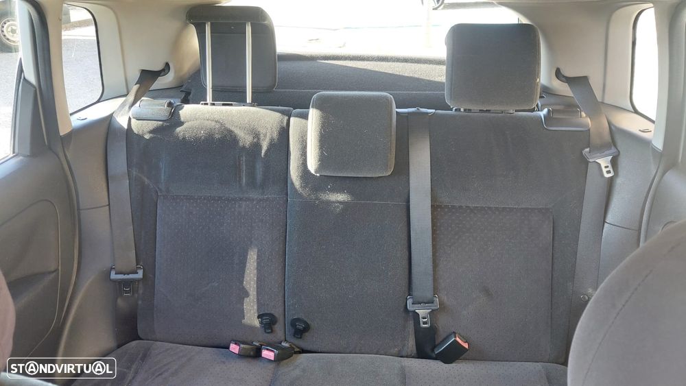 Ford Fiesta 1.25 Ghia - 4