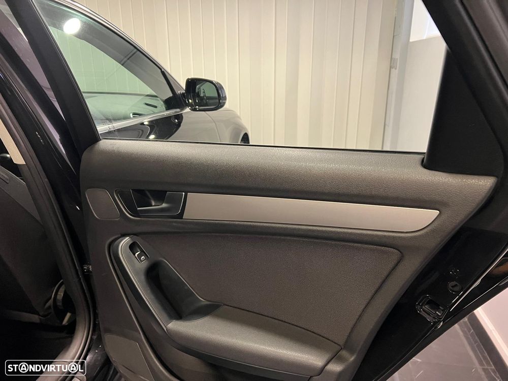 Audi A4 Avant 2.0 TDI Multitronic - 19