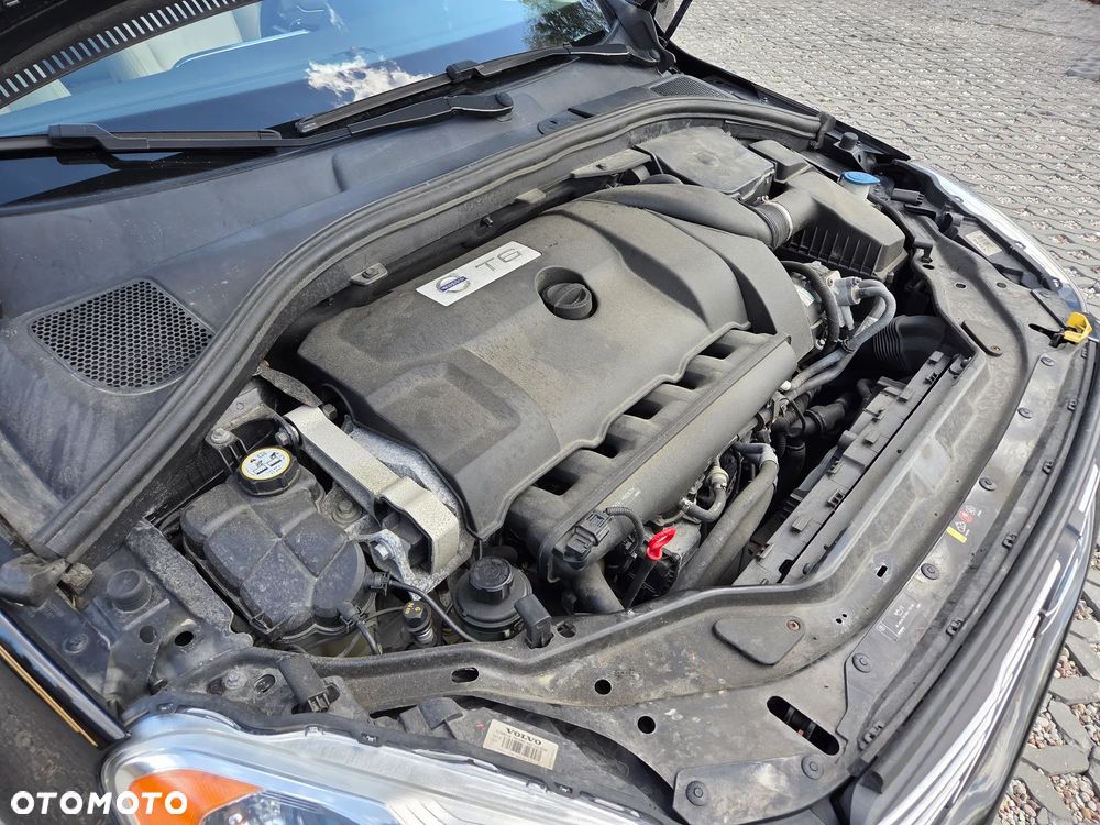 Volvo XC 60 T6 AWD Momentum - 27