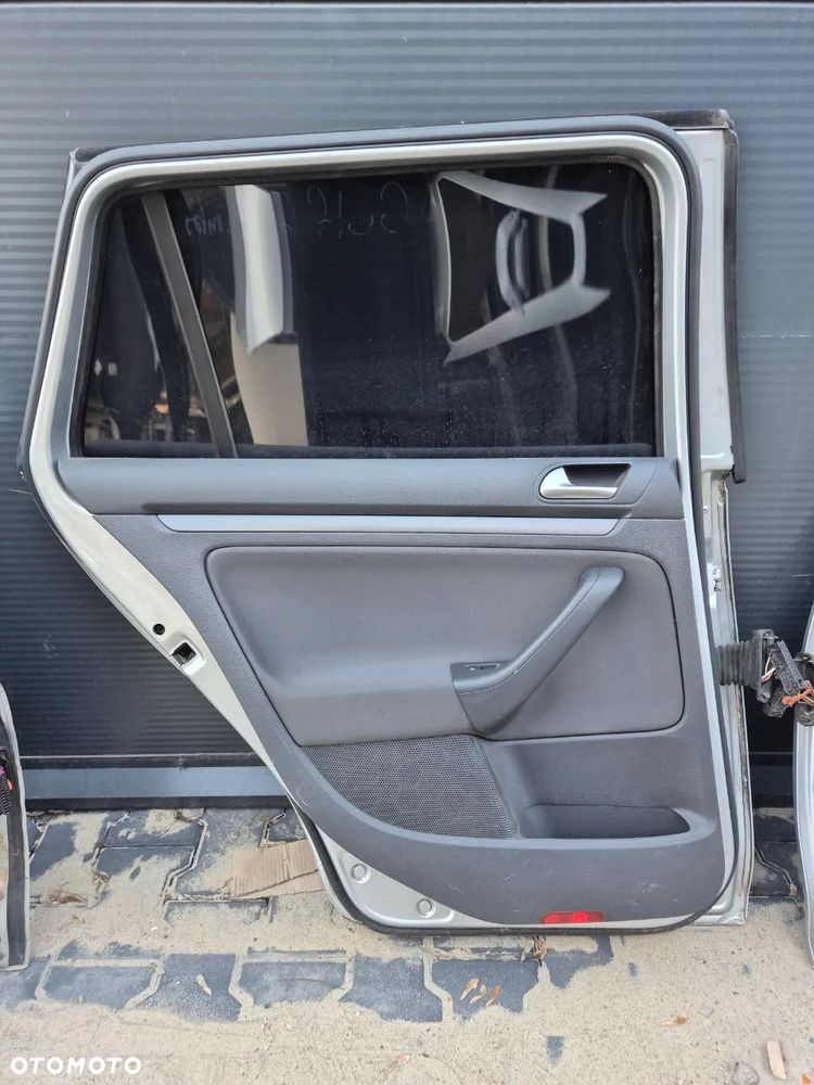 DRZWI VW GOLF VI - 14