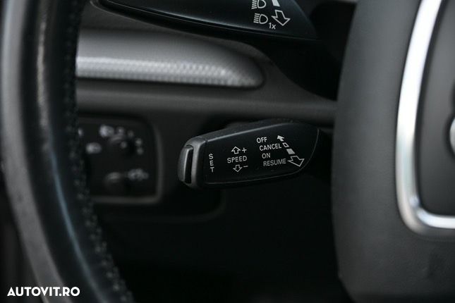 Audi A3 1.6 TDI S-Tronic Attraction - 5