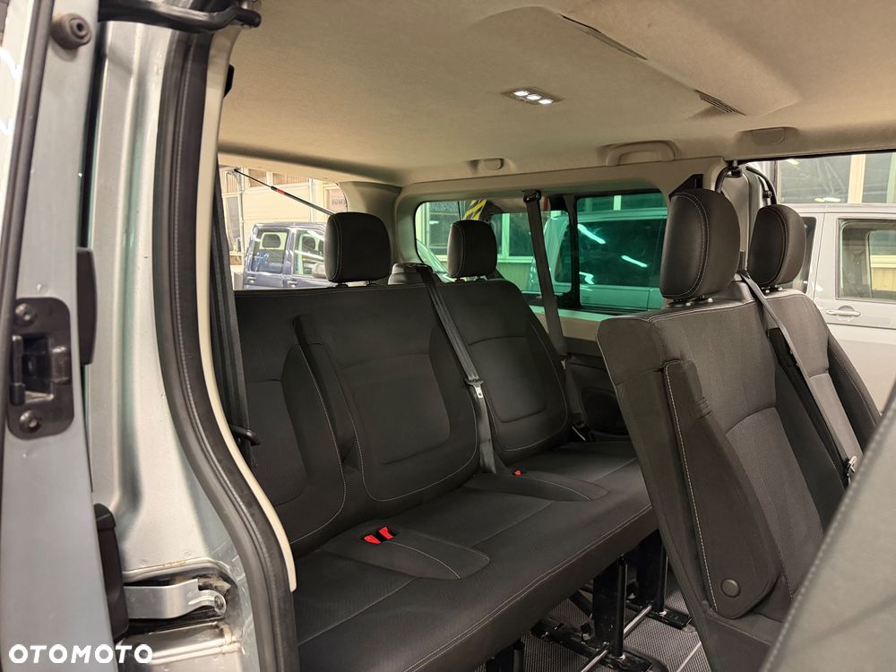 Renault Trafic - 17
