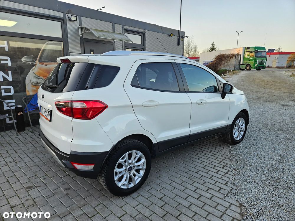 Ford EcoSport 1.5 TDCi TITANIUM - 4