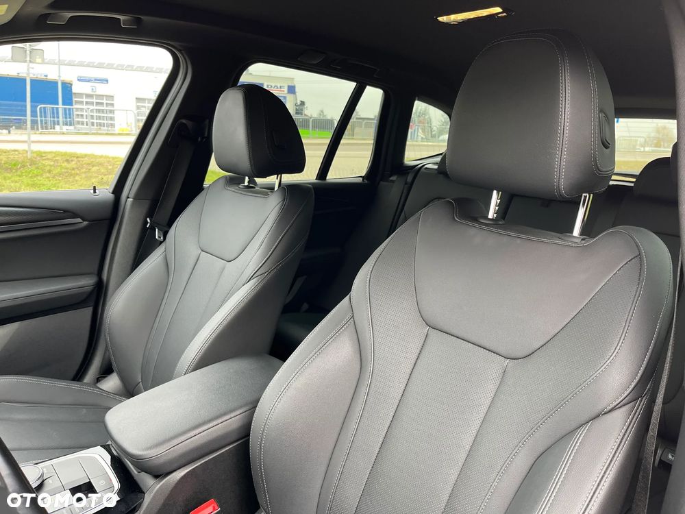 BMW X3 - 12