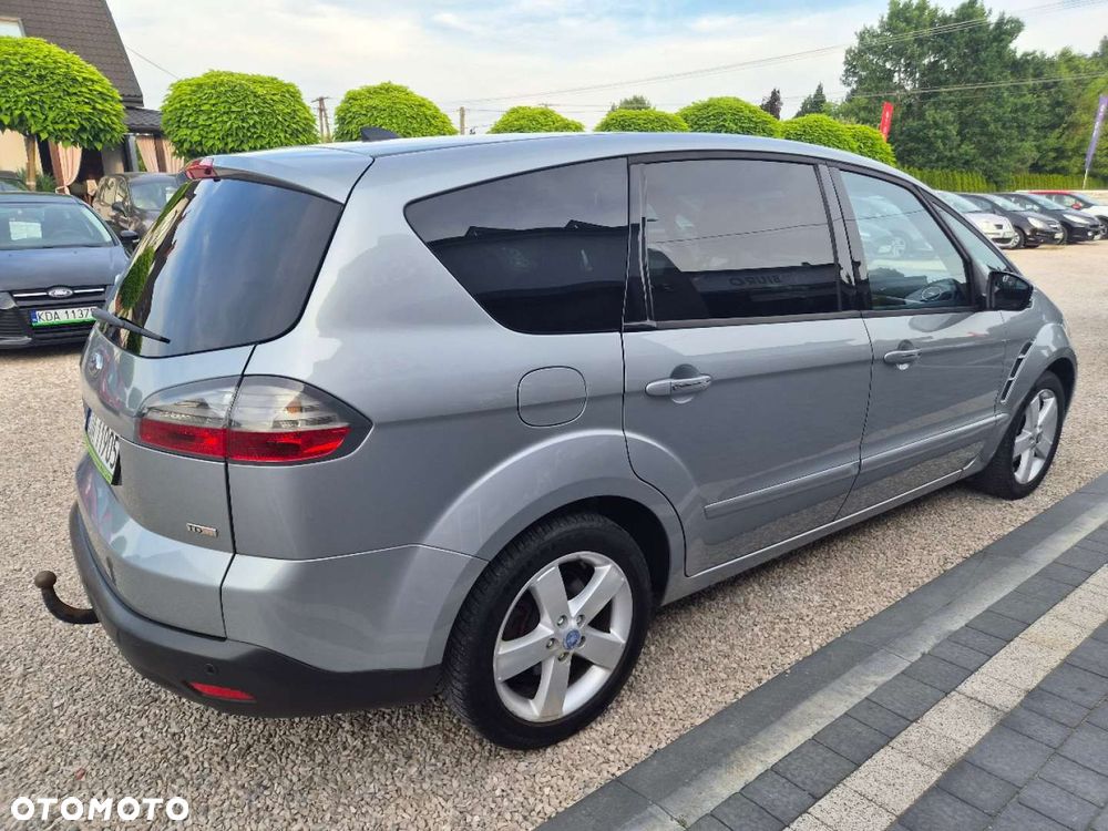 Ford S-Max - 10