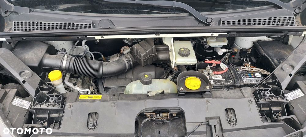 Opel VIVARO - 29