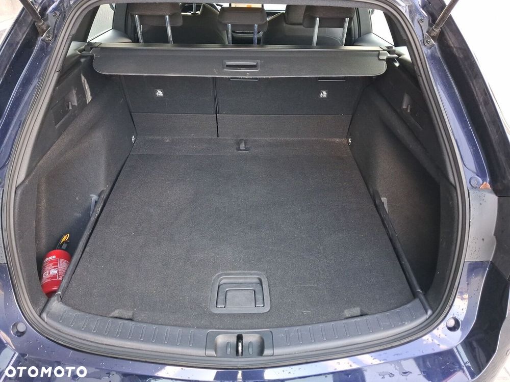 Toyota Corolla 1.8 Hybrid Comfort - 13