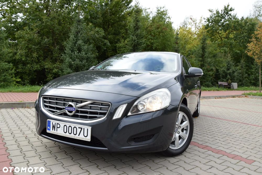 Volvo V60 D2 Edition - 9