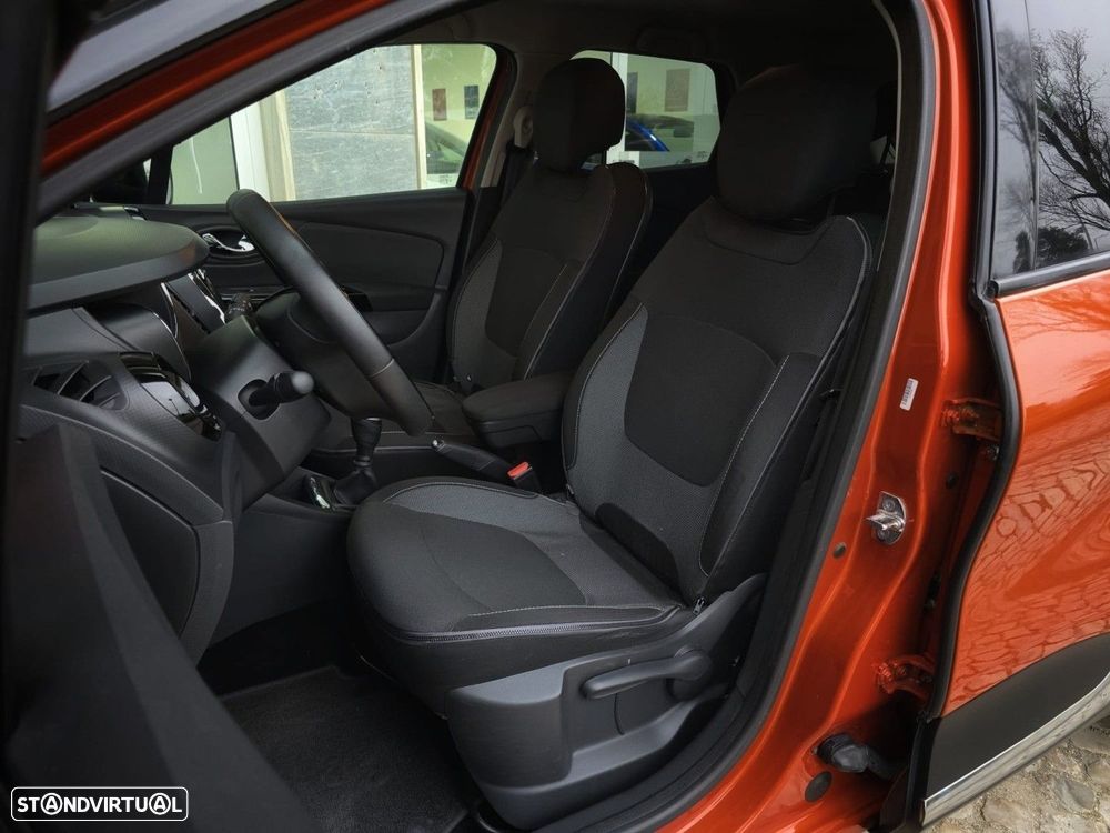 Renault Captur 1.5 dCi Exclusive - 6