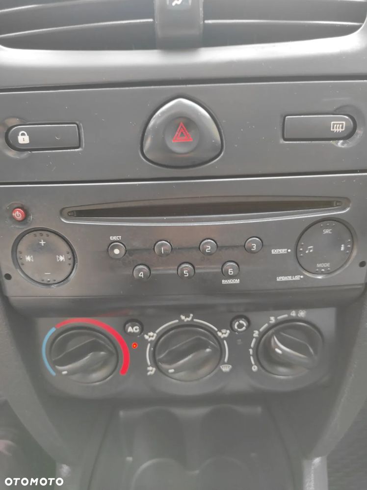 Renault Clio 1.2 Access - 10