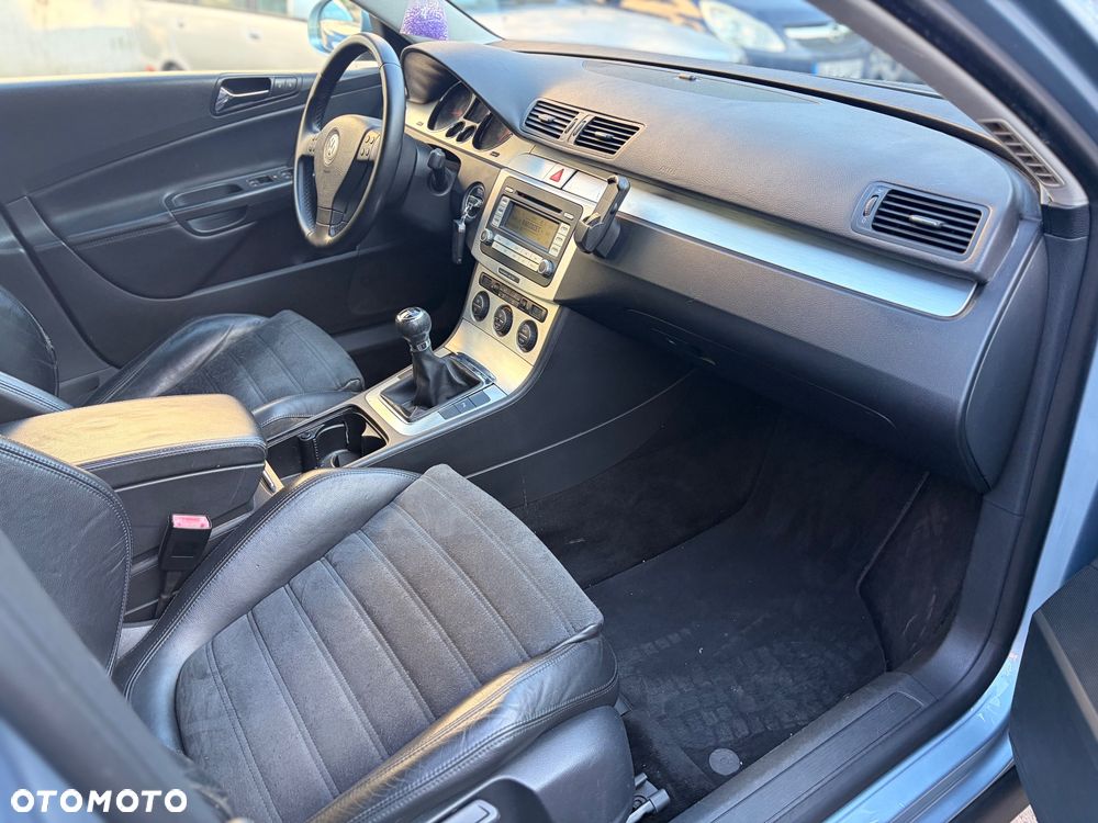 Volkswagen Passat - 7