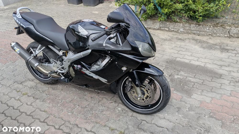 Honda CBR - 18